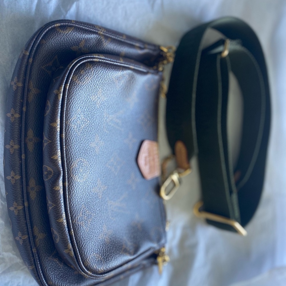 Louis Vuitton Monogram Multi-Pochette Crossbody Bag